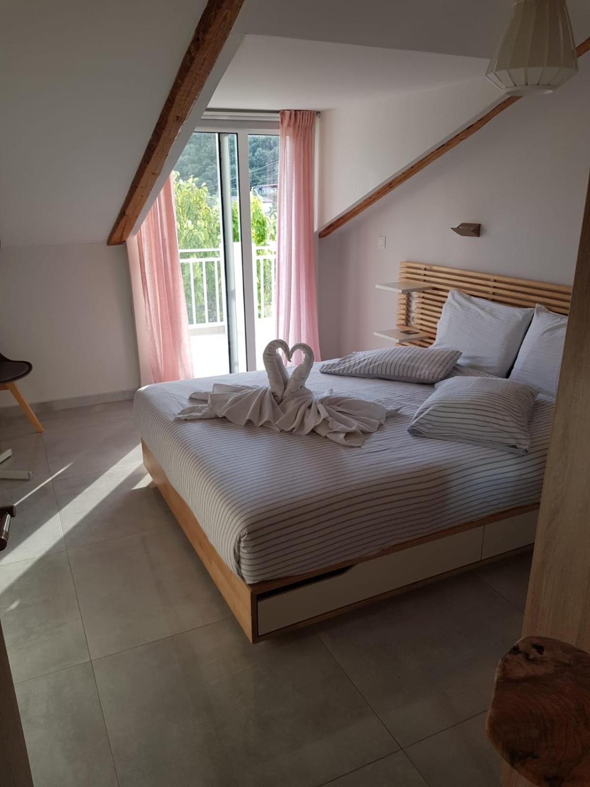Kallimos Vasilikí Chambre photo